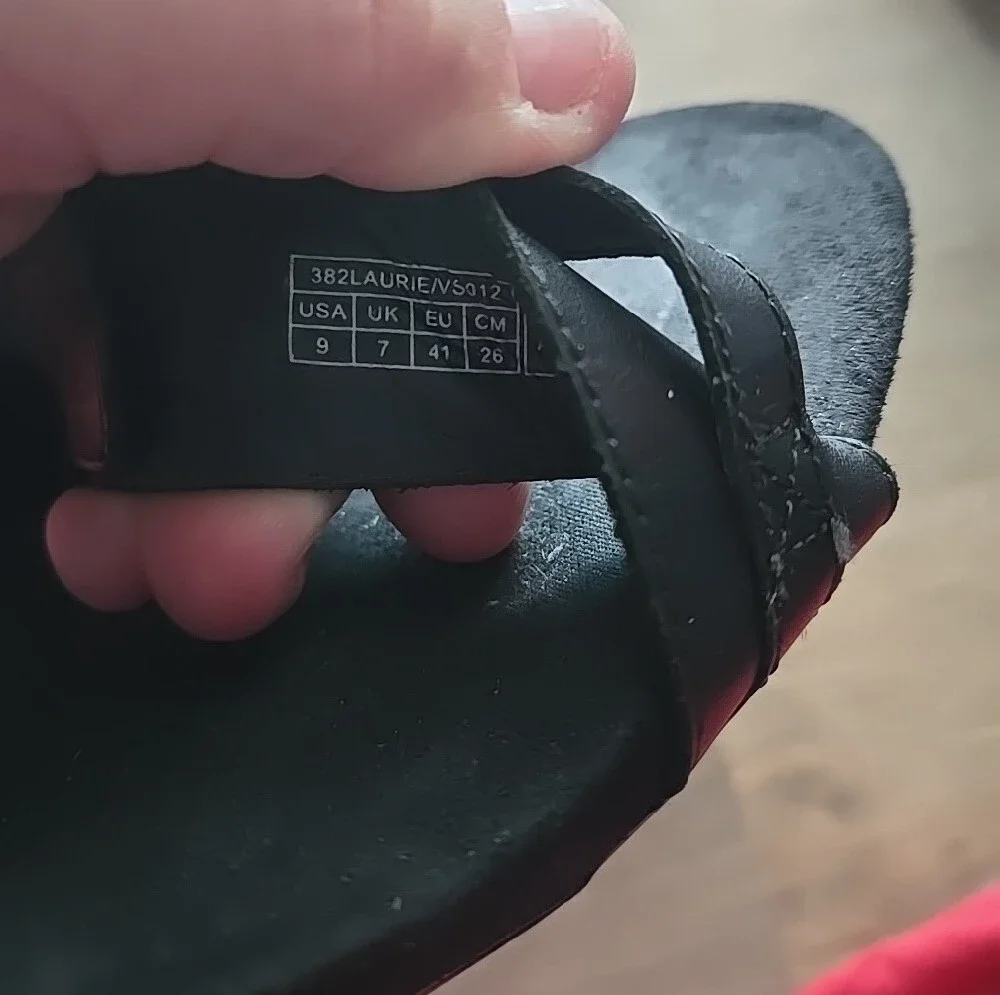 Vionic Black Wedge Sandals